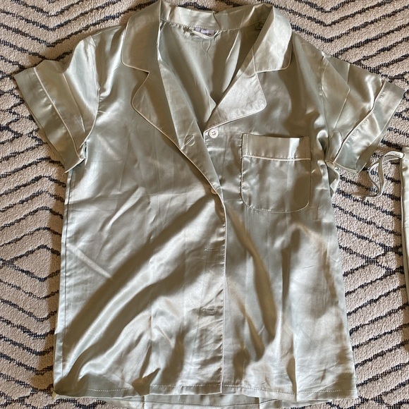 Amazon Pajama Short Set (with bag) - Picture 2 of 7